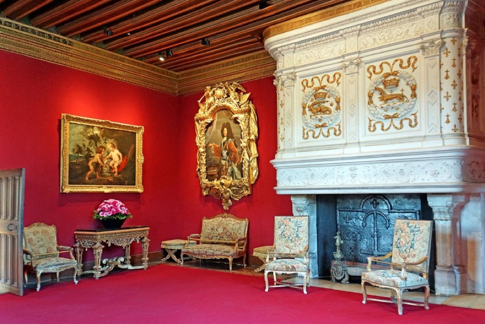 louis_xiv_drawing_room