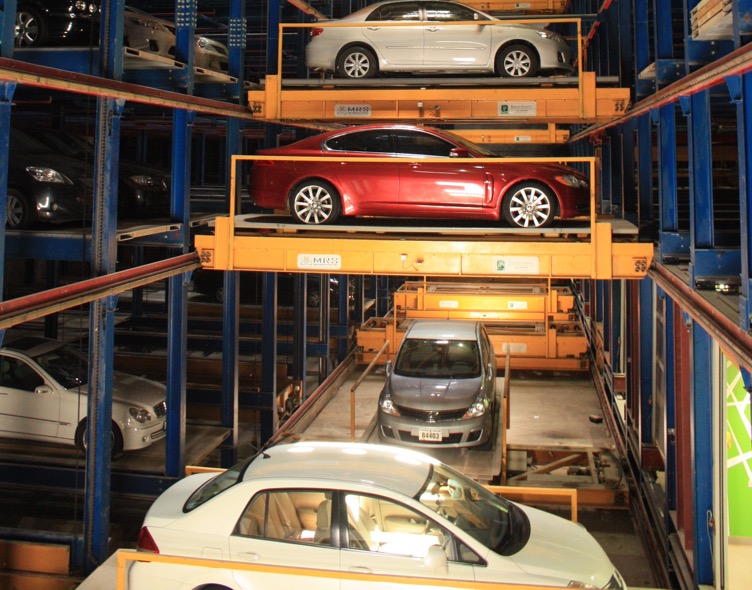 Emirates Financial Towers Parking