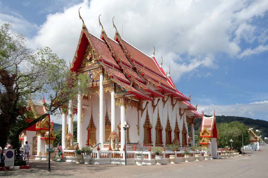 wat-chalong-phuket-l