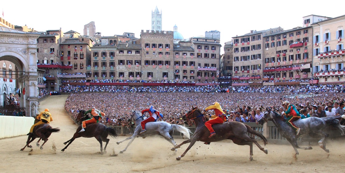 Palio Race until the End